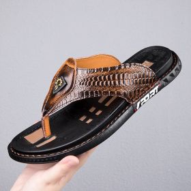New summer flip-flops men's fashion trend all pairs of flip-flops wear non-slip personality slippers (Color: Brown, size: 41)