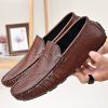 Men's fashion casual bean shoes trend with a slip-on loafers loafers men's fashion shoes