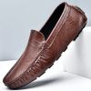 Men's fashion casual bean shoes trend with a slip-on loafers loafers men's fashion shoes
